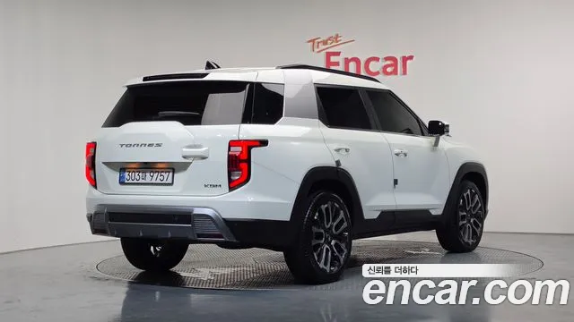 KG_Mobility_Ssangyong Torres Torres Бензин 1.5 2WD — Фото автомобиля 2