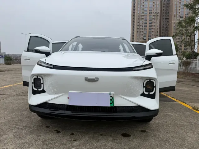 Geely Geometry E Firefly — Фото автомобиля 19