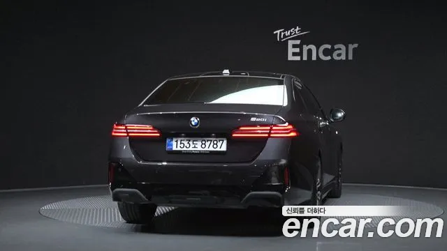 BMW 5 Series G60 — Фото автомобиля 4