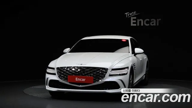 Genesis G80 Бензин 2.5 турбо AWD — Фото автомобиля 3