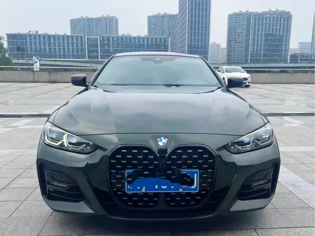 BMW BMW 4 Series 2023 425i M Sport Package — Фото автомобиля 2