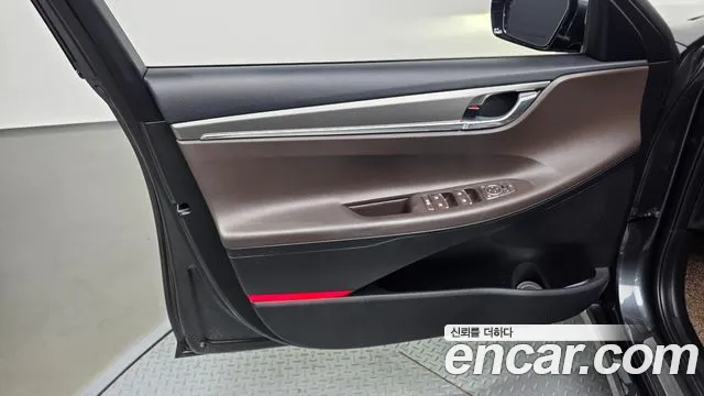 Hyundai Grandeur New — Фото автомобиля 13