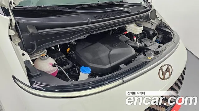 Hyundai Staria Staria 2WD автодом — Фото автомобиля 6
