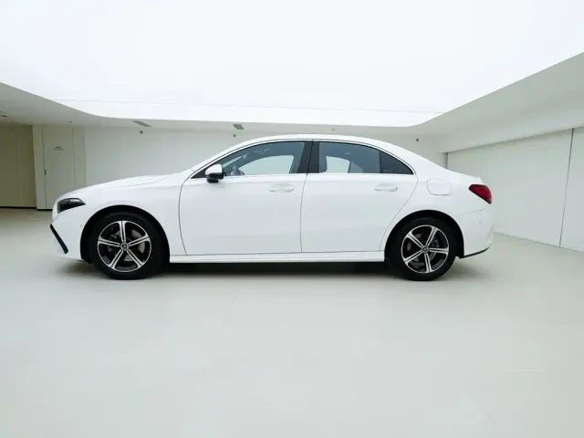 Mercedes-Benz A-Class — Фото автомобиля 4
