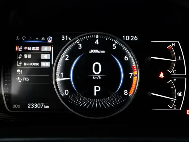 Lexus ES — Фото автомобиля 13
