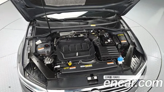 Volkswagen Passat — Фото автомобиля 6