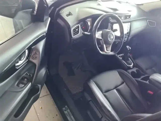 Nissan Qashqai — Фото автомобиля 15