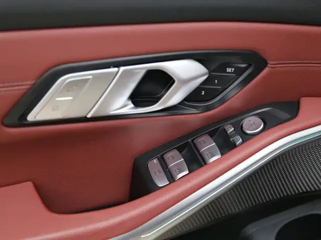 BMW 3 Series — Фото автомобиля 11