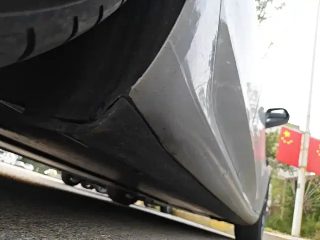 Tesla Model 3 — Фото автомобиля 18