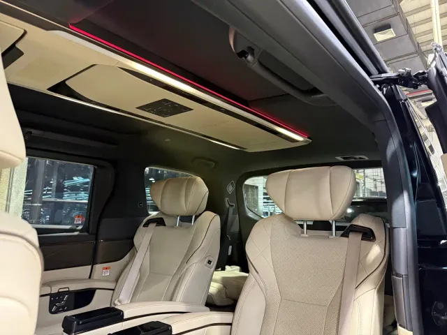 Toyota Alphard — Фото автомобиля 10