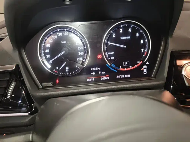 BMW 1 Series — Фото автомобиля 11
