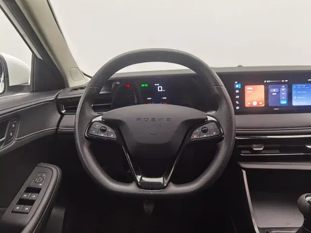Roewe i5 — Фото автомобиля 11