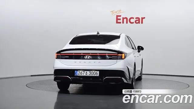 Hyundai Sonata Sonata Edge(DN8) 2.0 LPG(Для проката) — Фото автомобиля 3