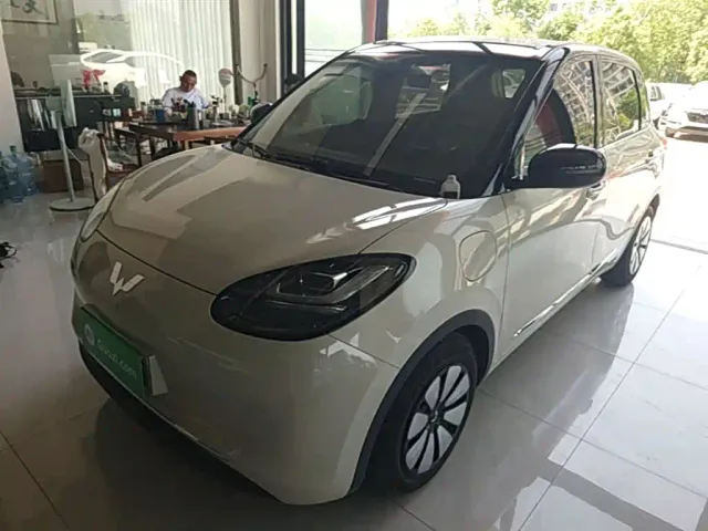 Фотография автомобиля — Wuling Bingo