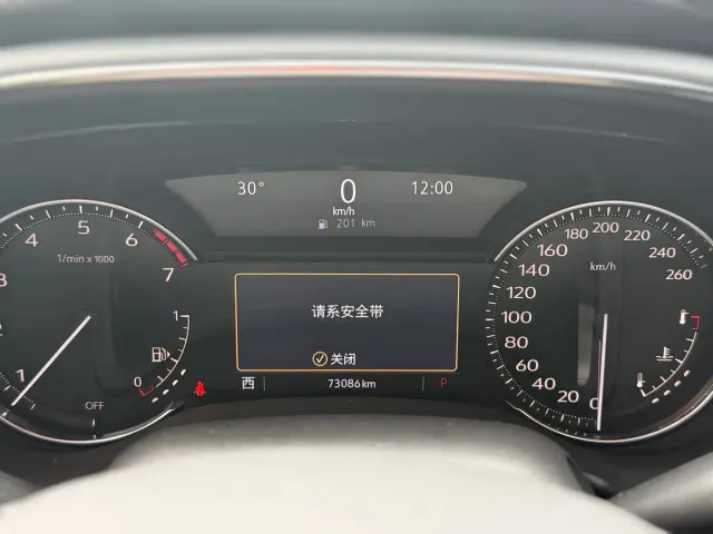 Cadillac CT5 — Фото автомобиля 4