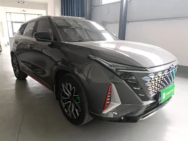 Changan Z6 — Фото автомобиля 3