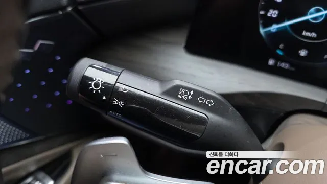 Kia K8 K8 Hybrid — Фото автомобиля 28
