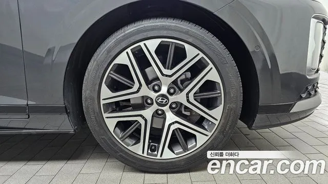 Hyundai Grandeur GN7 — Фото автомобиля 6