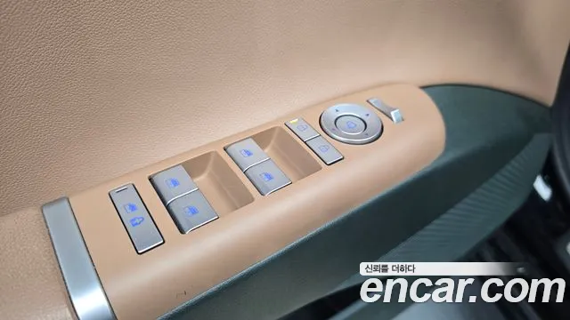 Hyundai Grandeur GN7 — Фото автомобиля 27