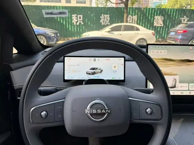 Nissan N7 — Фото автомобиля 5
