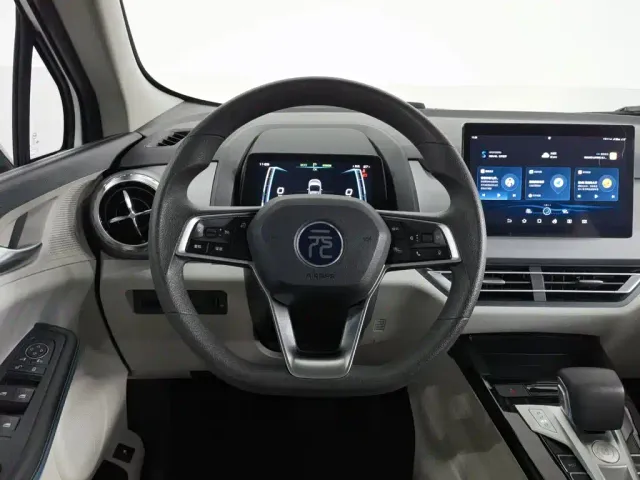 BYD Yuan Pro — Фото автомобиля 11