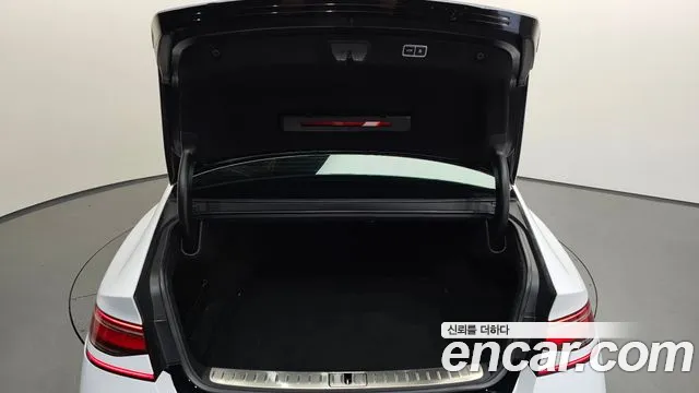 Genesis G90 Бензин 3.5 турбо AWD — Фото автомобиля 18