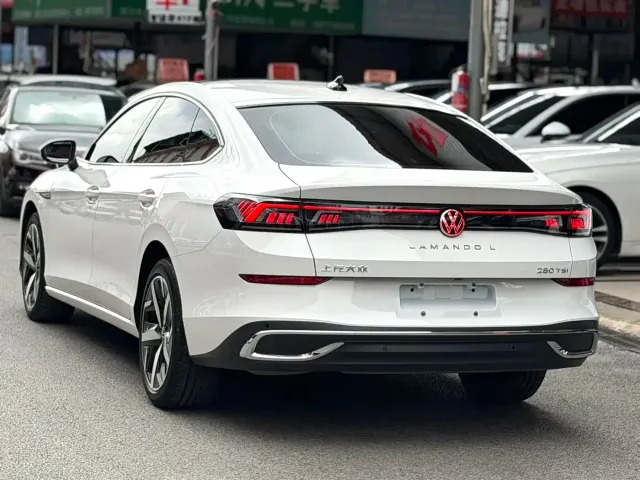 Volkswagen Lamando — Фото автомобиля 9