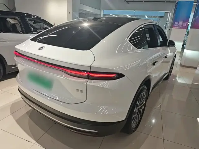 Nio EC6 — Фото автомобиля 6