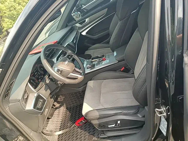 Audi A6L — Фото автомобиля 14