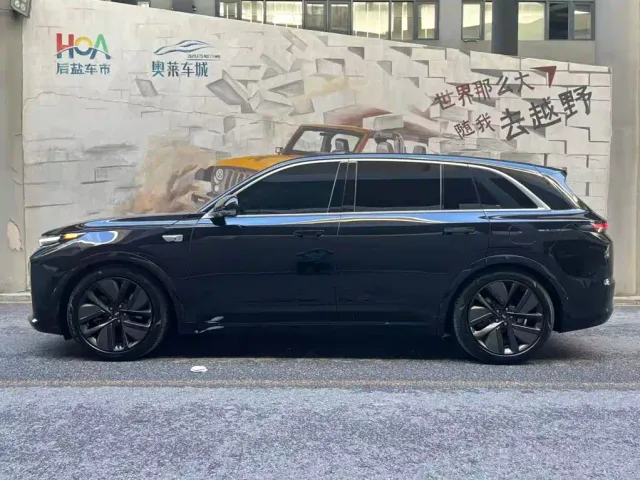 Li Auto L7 — Фото автомобиля 3