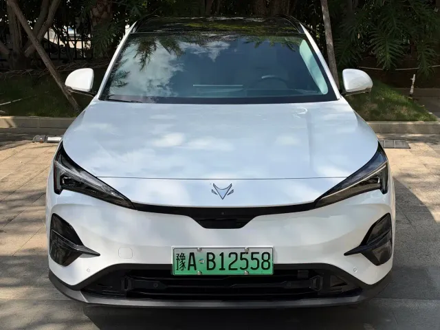 Arcfox Alpha T5 — Фото автомобиля 2