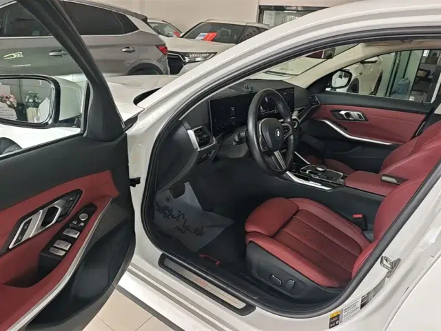 BMW i3 — Фото автомобиля 15