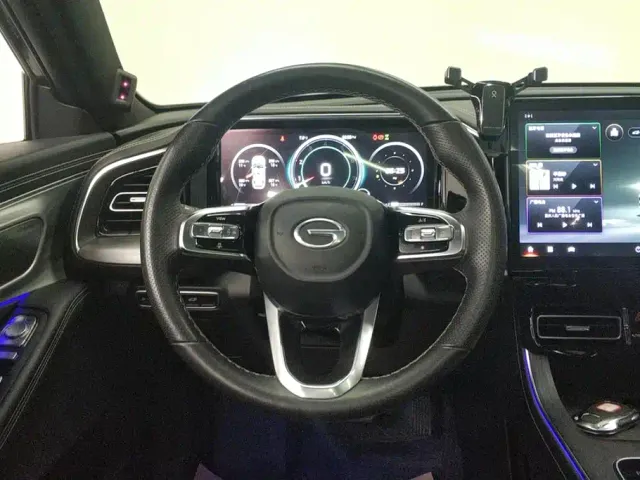 GAC Trumpchi GS8 — Фото автомобиля 15