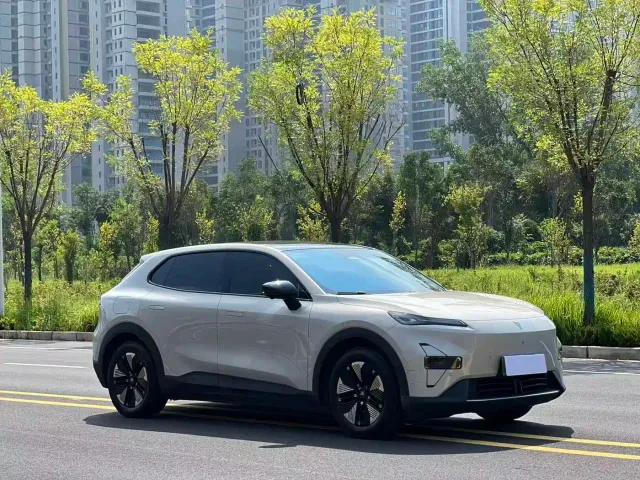 Deepal S05 — Фото автомобиля 3