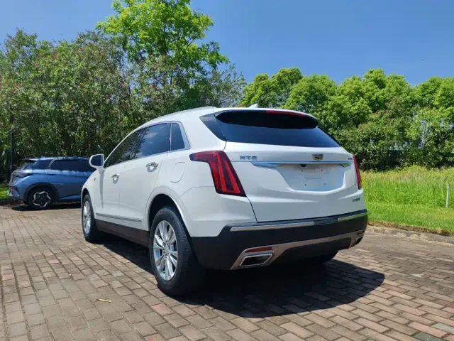 Cadillac XT5 — Фото автомобиля 22