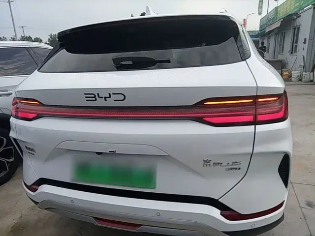BYD Song PLUS — Фото автомобиля 5