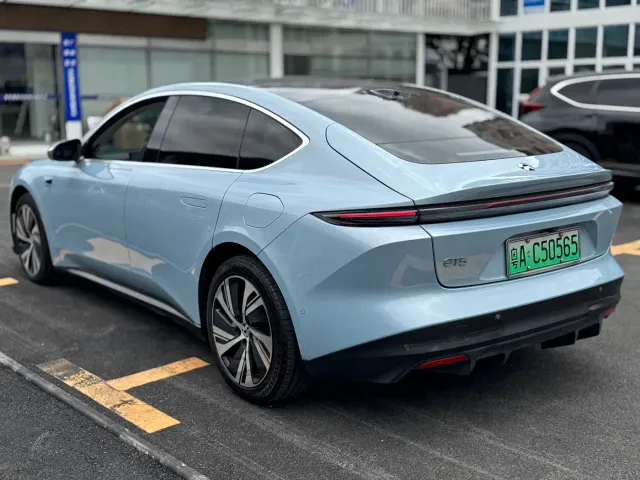 Nio ET5 — Фото автомобиля 4