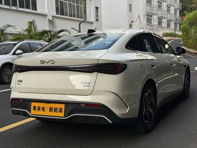 BYD Seal 06 — Фото автомобиля 6