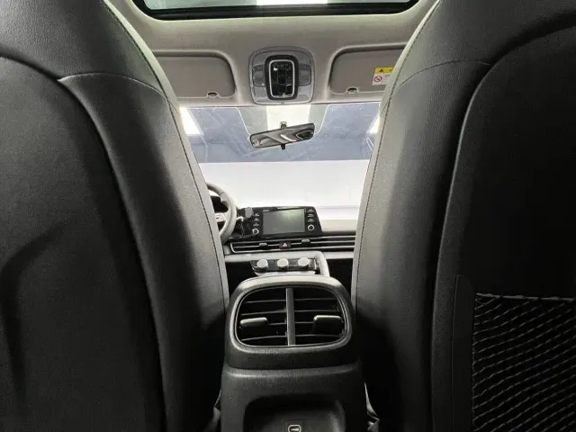 Hyundai Elantra — Фото автомобиля 14