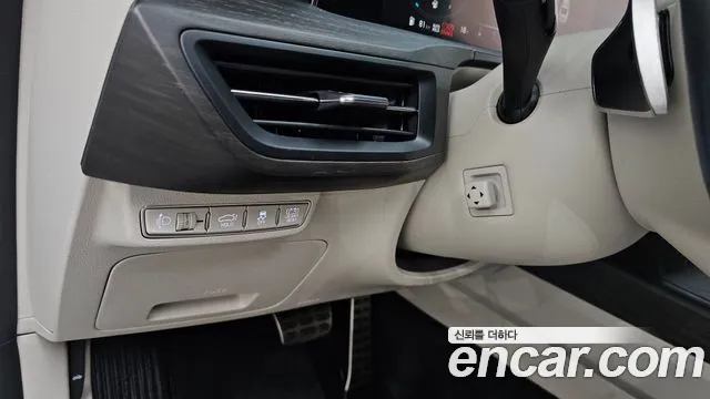 Kia K8 Hybrid — Фото автомобиля 28