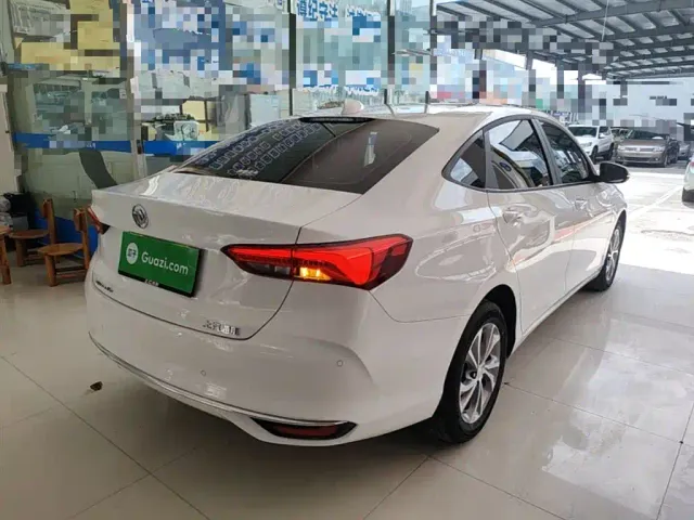 Buick Verano — Фото автомобиля 6