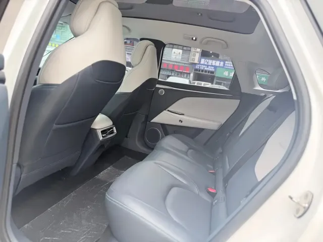 ARCFOX Arcfox Alpha T5 2024 520 PRO — Фото автомобиля 8