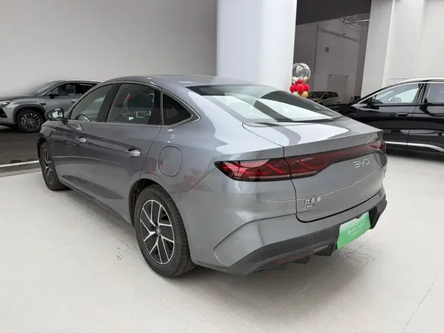 BYD Qin L — Фото автомобиля 7