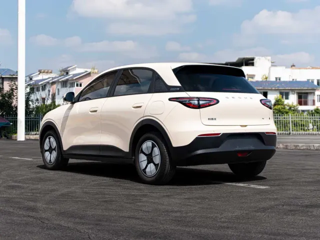 Geely Galaxy Starry Wish 2025 310km Dream Edition — Фото автомобиля 4