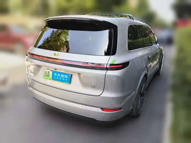 Li Auto L9 — Фото автомобиля 2
