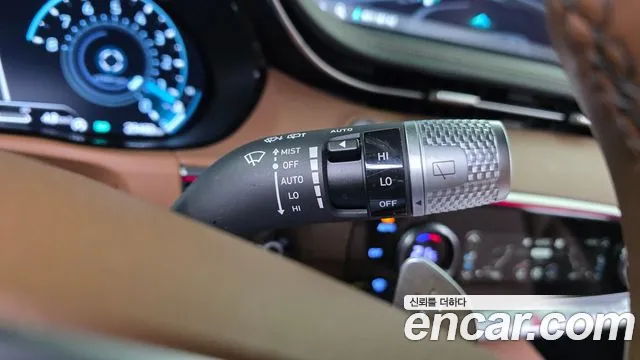 Genesis GV70 — Фото автомобиля 26