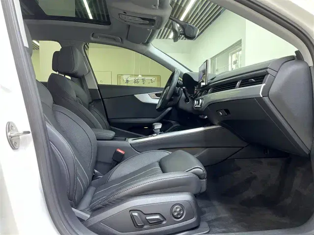 Audi A4L — Фото автомобиля 14