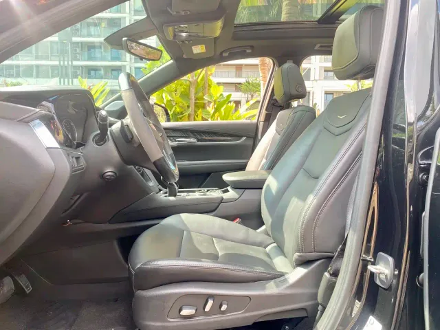 Cadillac XT6 — Фото автомобиля 4
