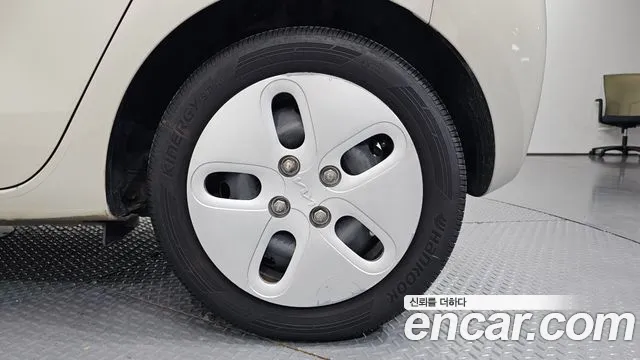 Kia RAY Новый Kia Ray Фургон — Фото автомобиля 19