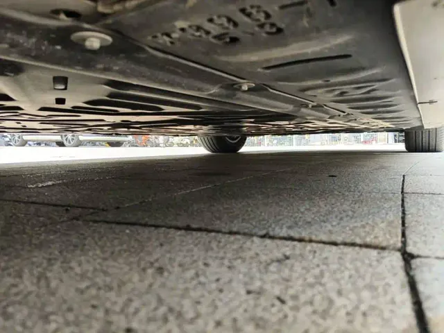 Li Auto MEGA — Фото автомобиля 8